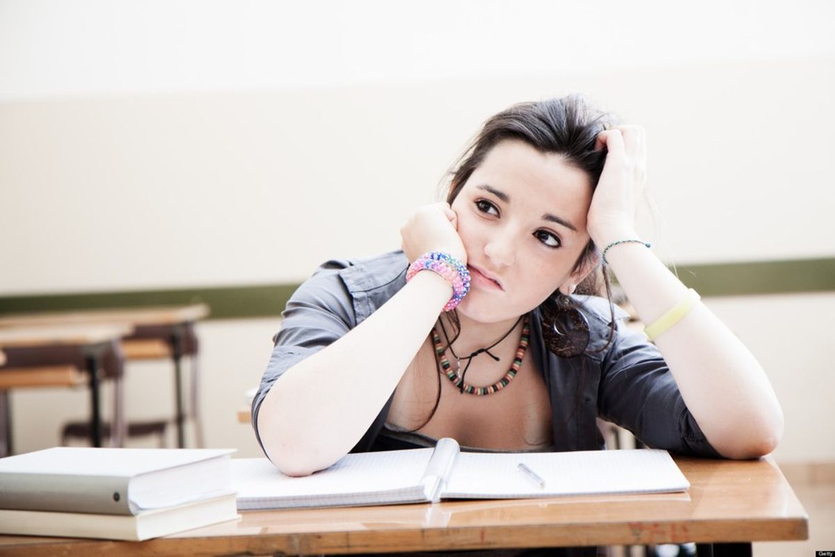 10 Ways To Survive Your 2-Hour Long Lecture
