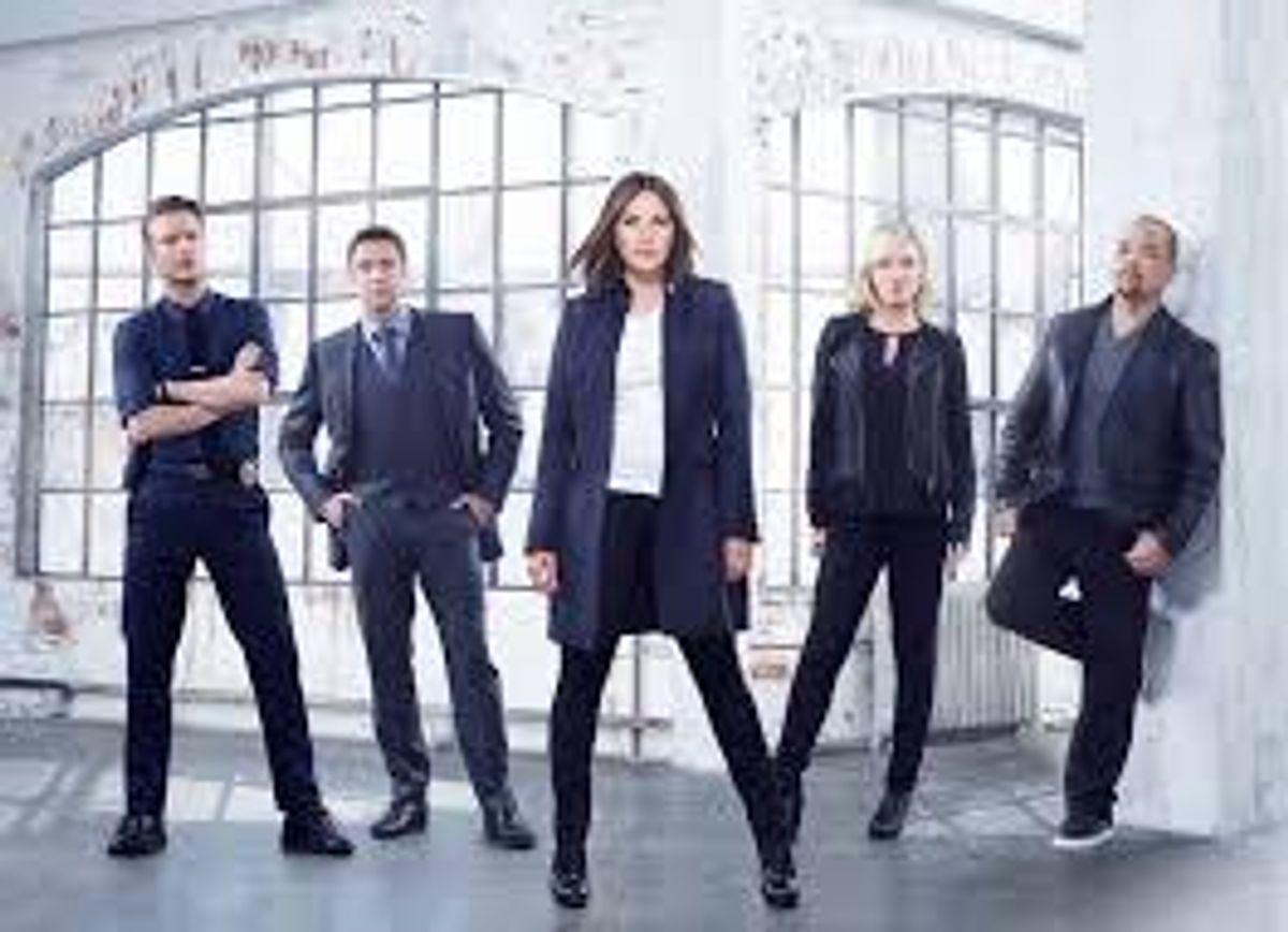 17 Signs That You're Addicted to Law and Order: SVU