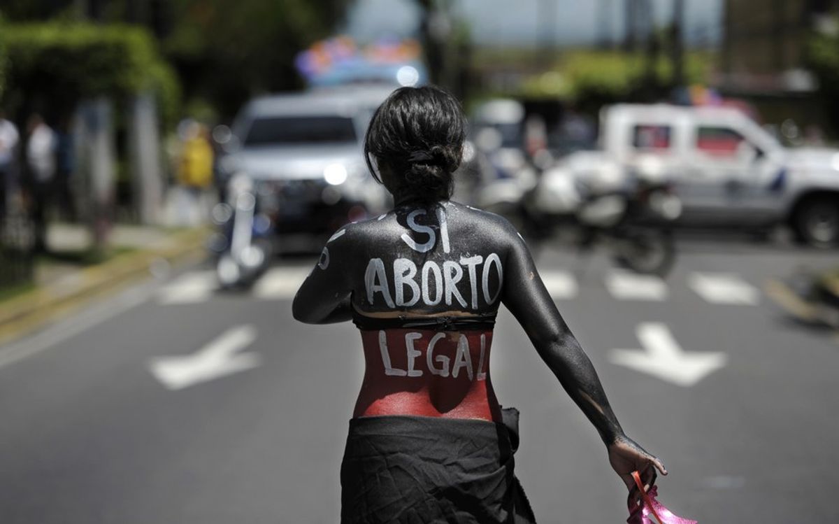 What's Going On With The Women In El Salvador