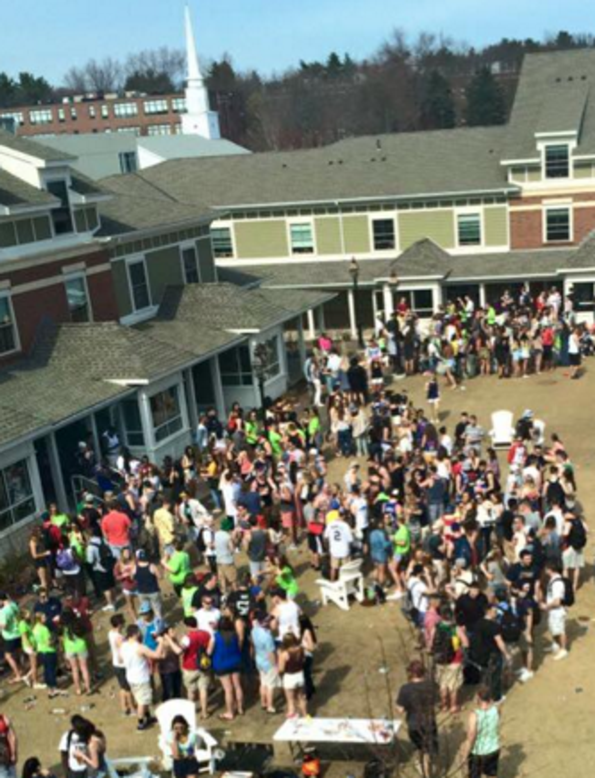 Merrimack College Spring Weekend Do's And Dont's