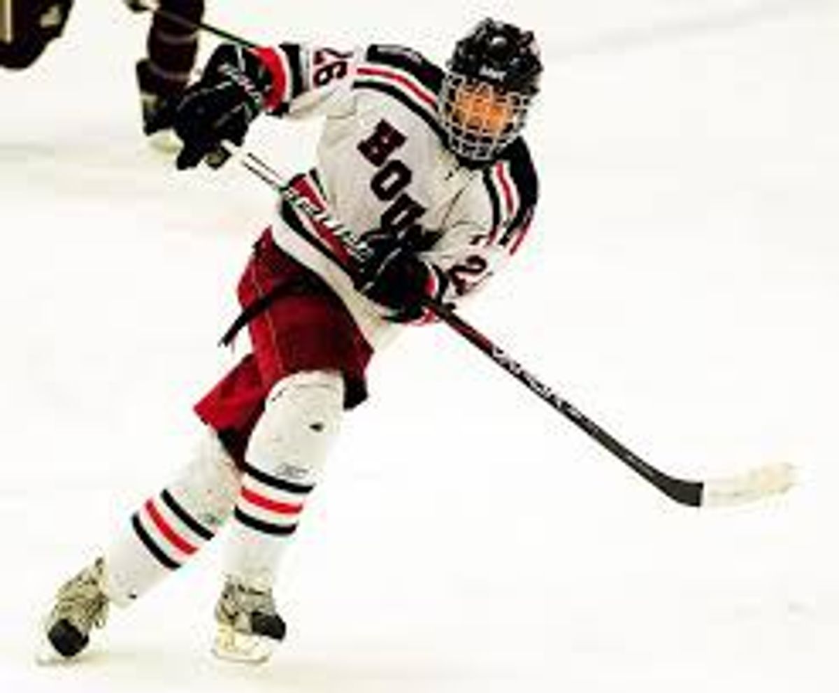 Why You Should Date A College Hockey Player