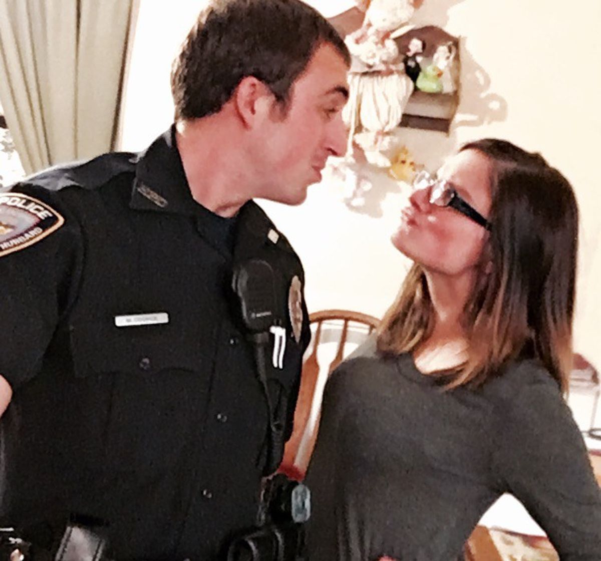 5 Reasons You Shouldn't Date A Cop