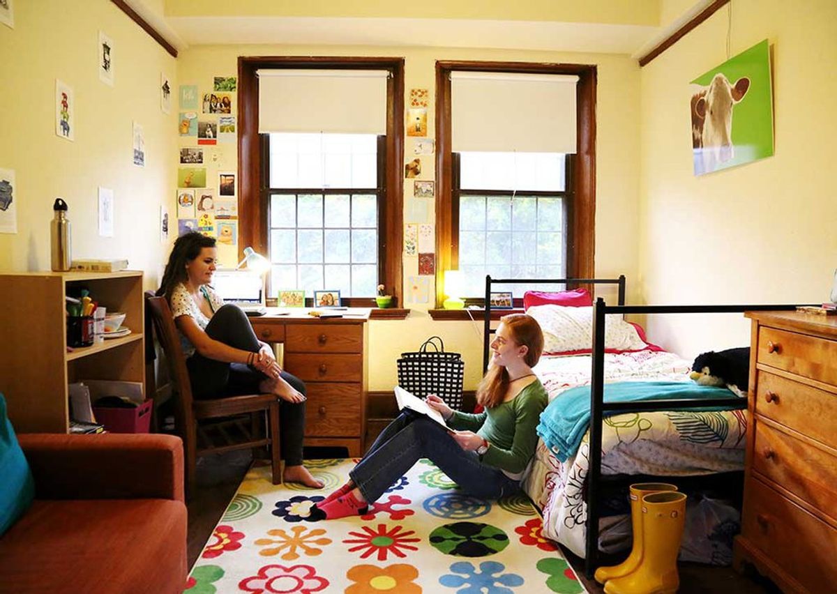 25 Things To Thank Your Roommate For