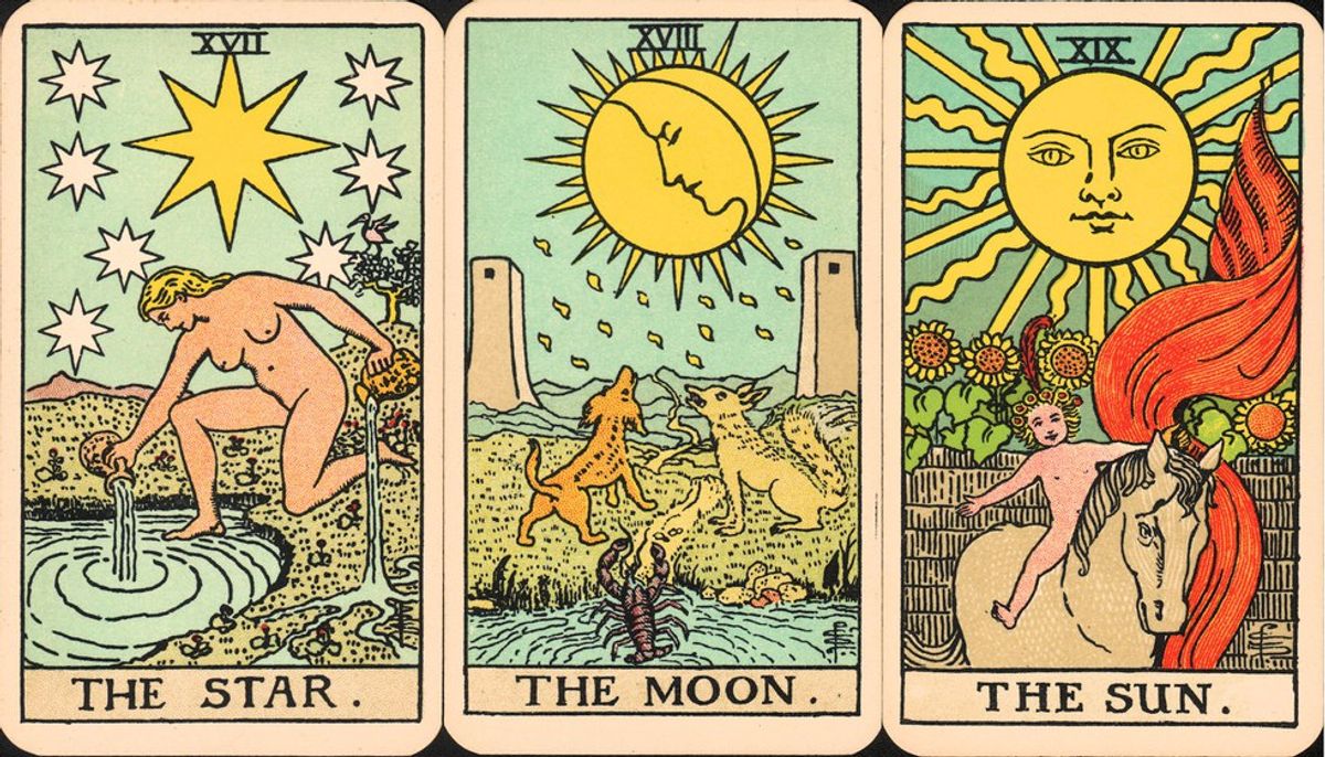 How To Understand The Art Of Tarot Reading And My Personal Experience With It