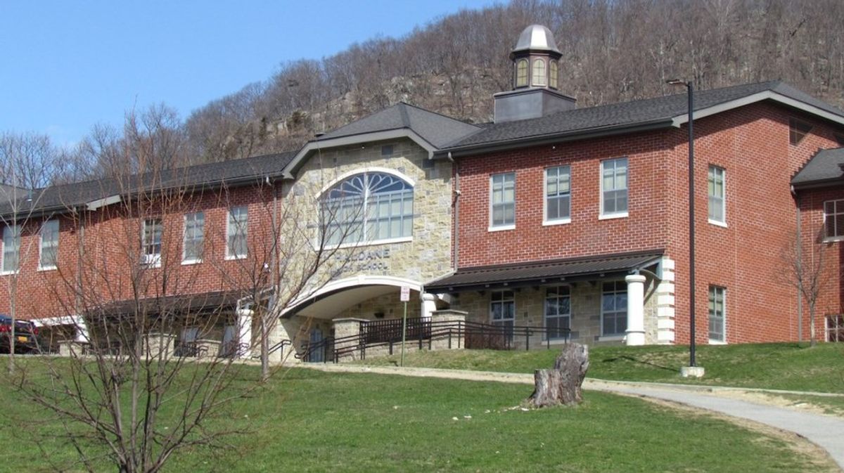 9 Signs You Went to Haldane High School