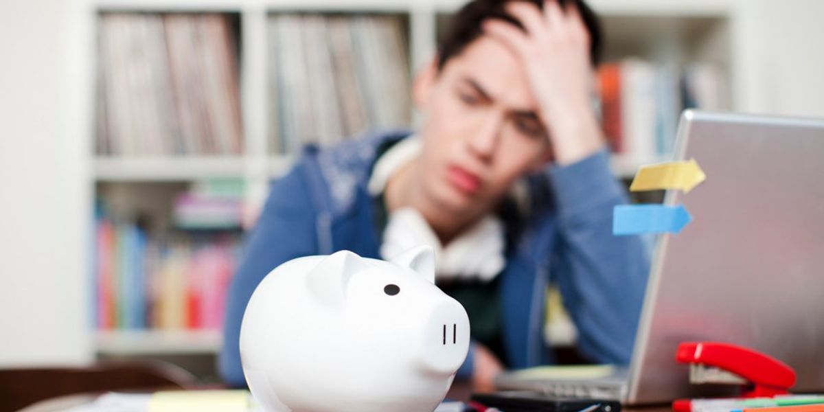 11 College Money-Saving Tips