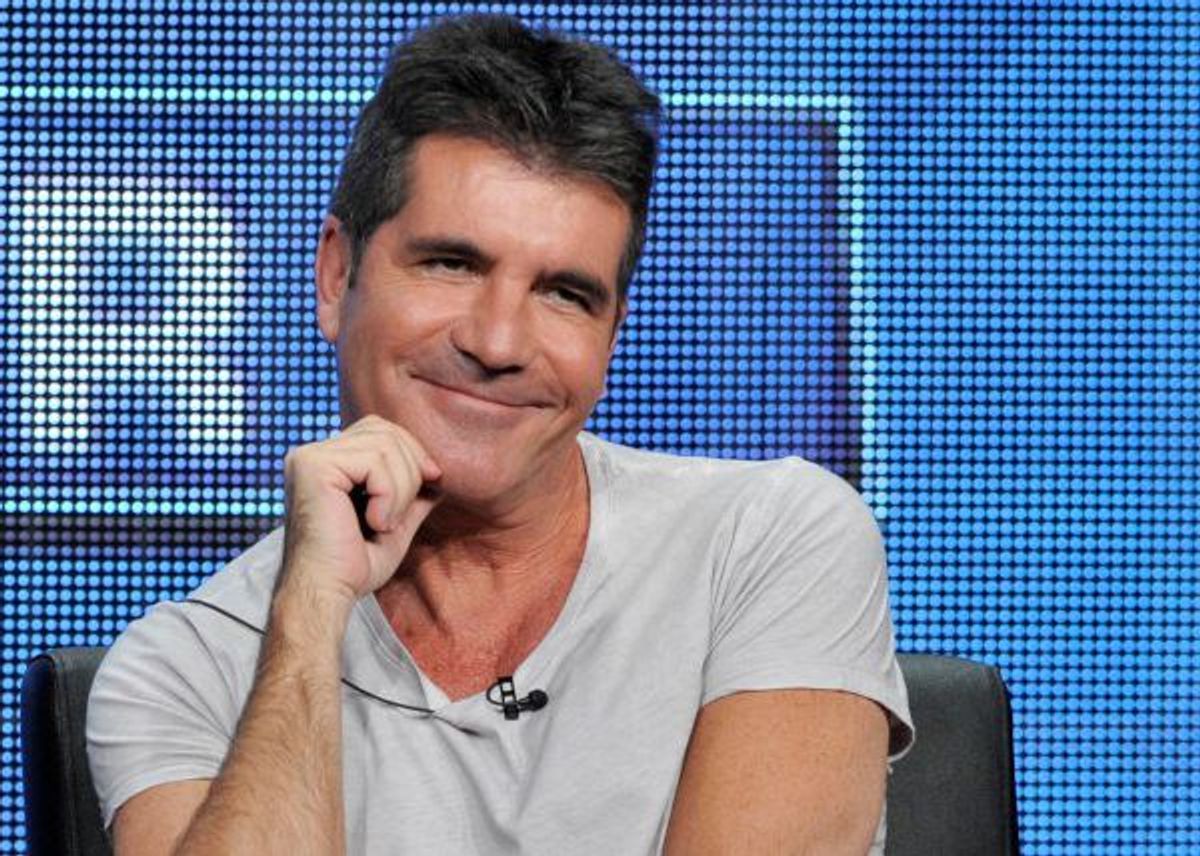 The Stages Of Your Mom Not Answering Or Returning Your Calls As Told By Simon Cowell