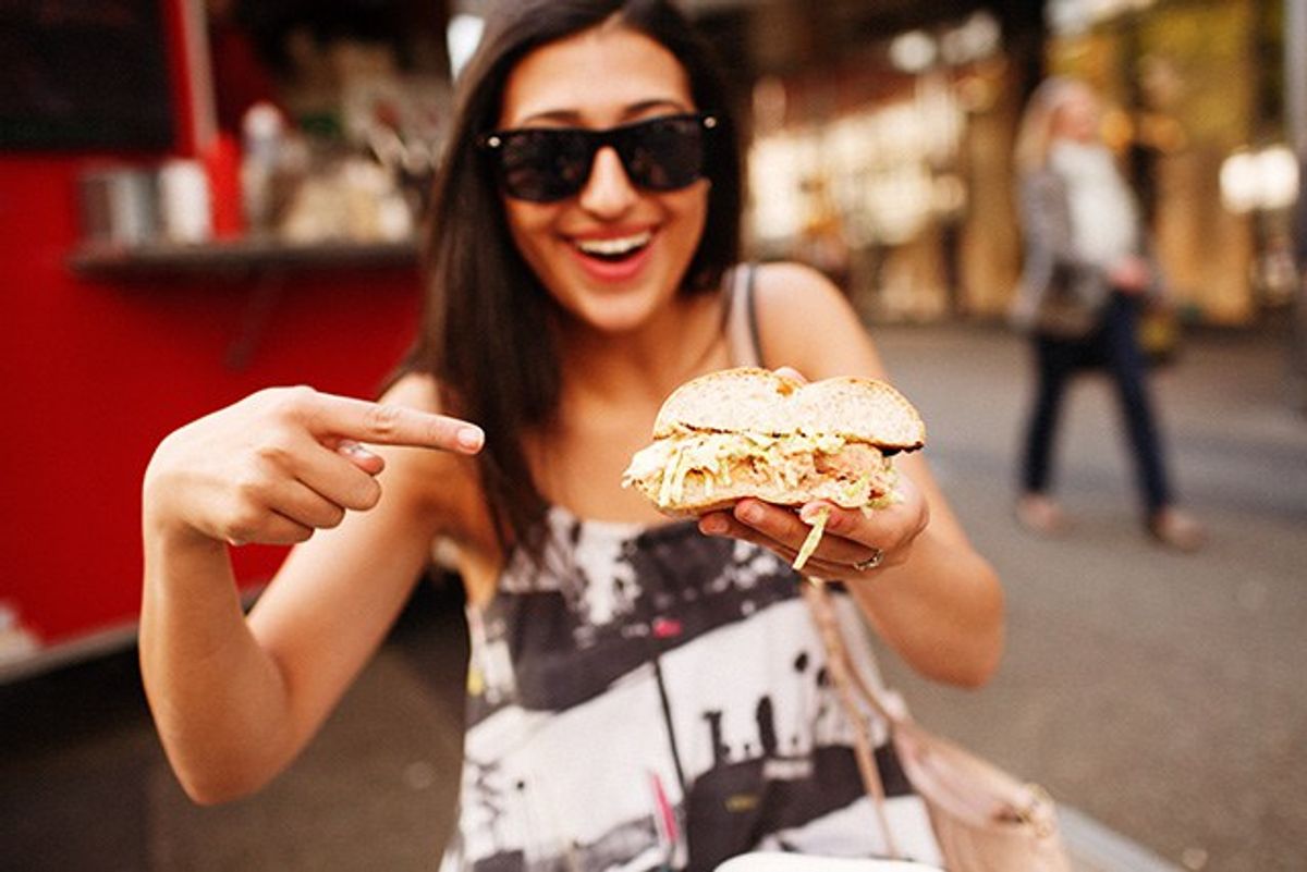 10 Signs You're Probably A Foodie
