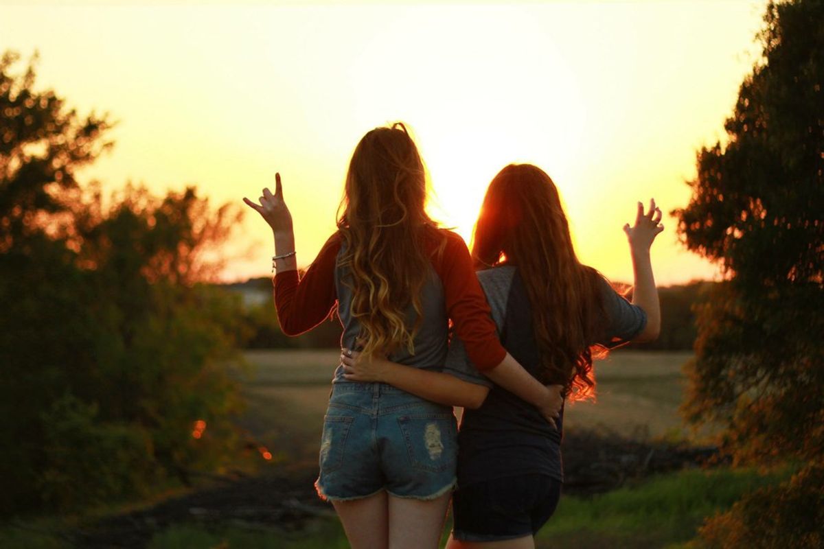 15 Signs You and Your Best Friend Went To Different Colleges