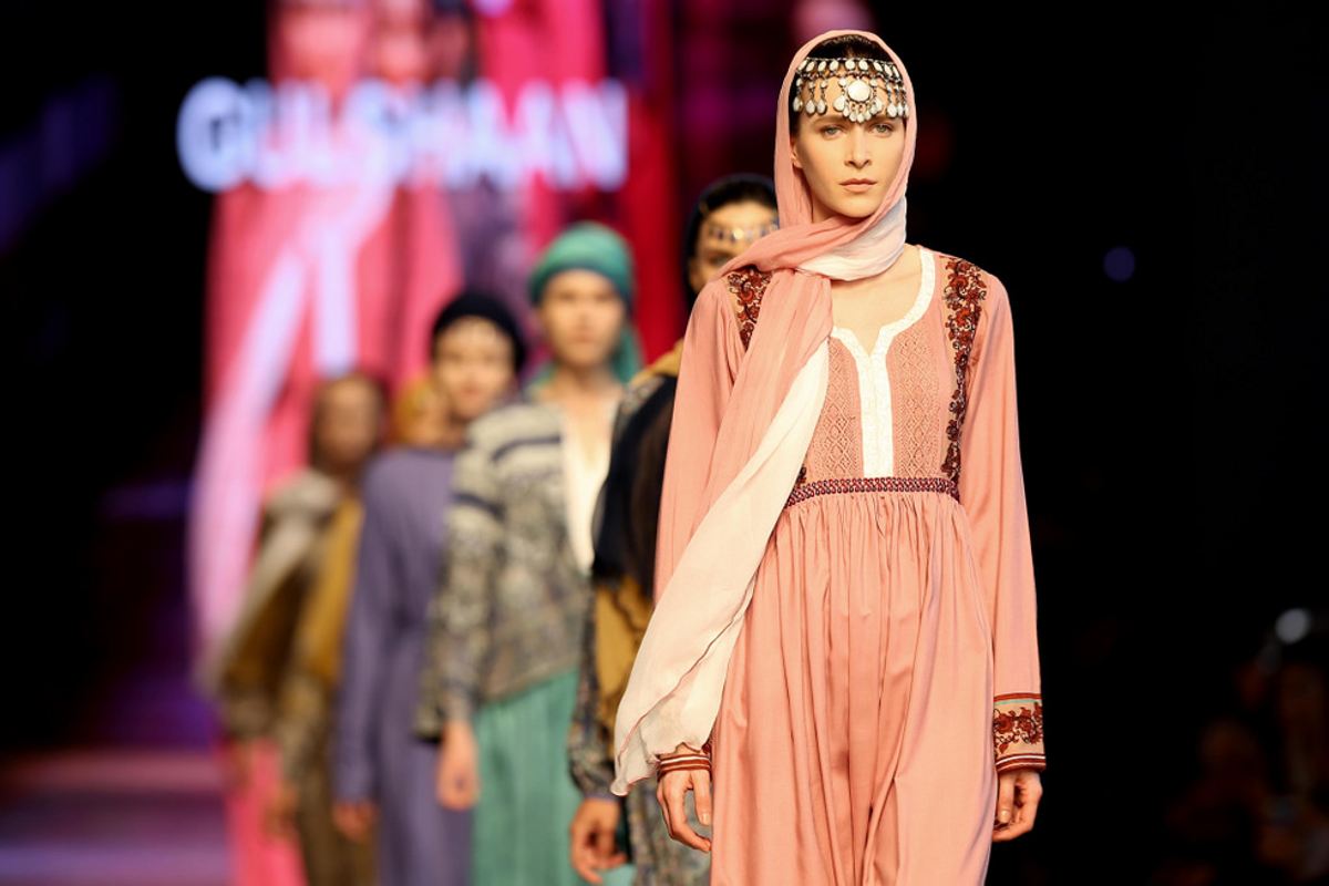 Turkey's Fashion Show Critizized By Muslim Conservatives
