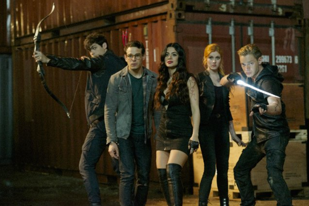 10 Reasons Why "Shadowhunters" Is Better Than It's Book Counterpart