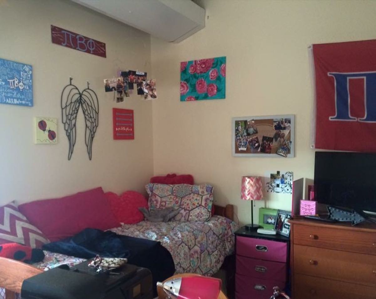 Thoughts You Have While Packing Up Your College Dorm