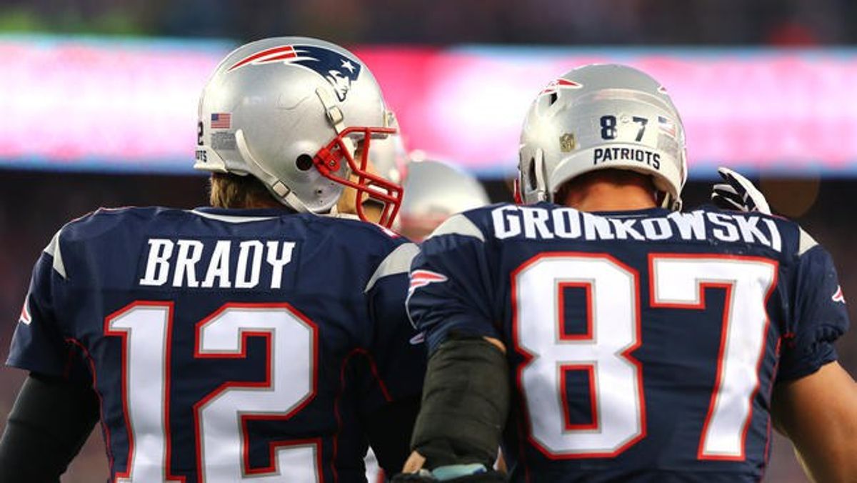 Tom Brady And Rob Gronkowski Describe Your Transition From School To Summer
