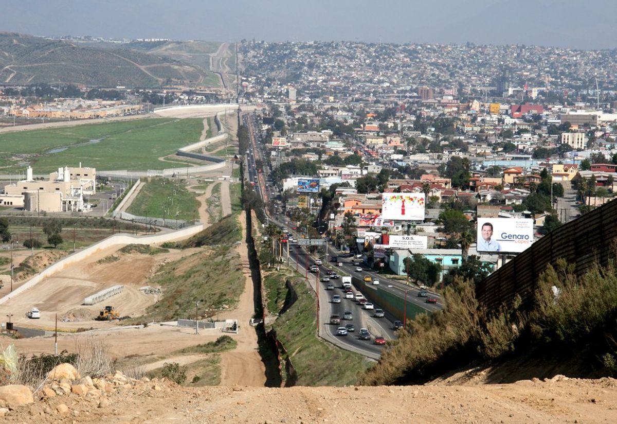 Living Close To The Border: 49 Things We Can All Relate To