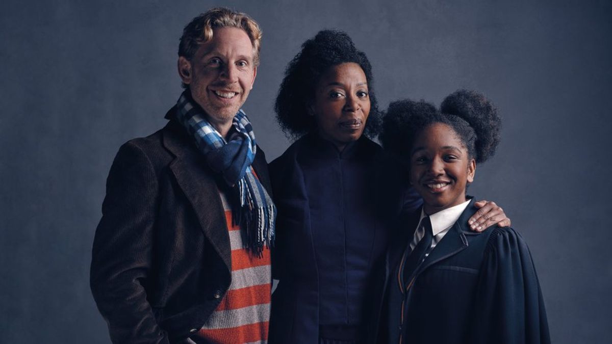 Controversy About 'Harry Potter And The Cursed Child'?! Not here!