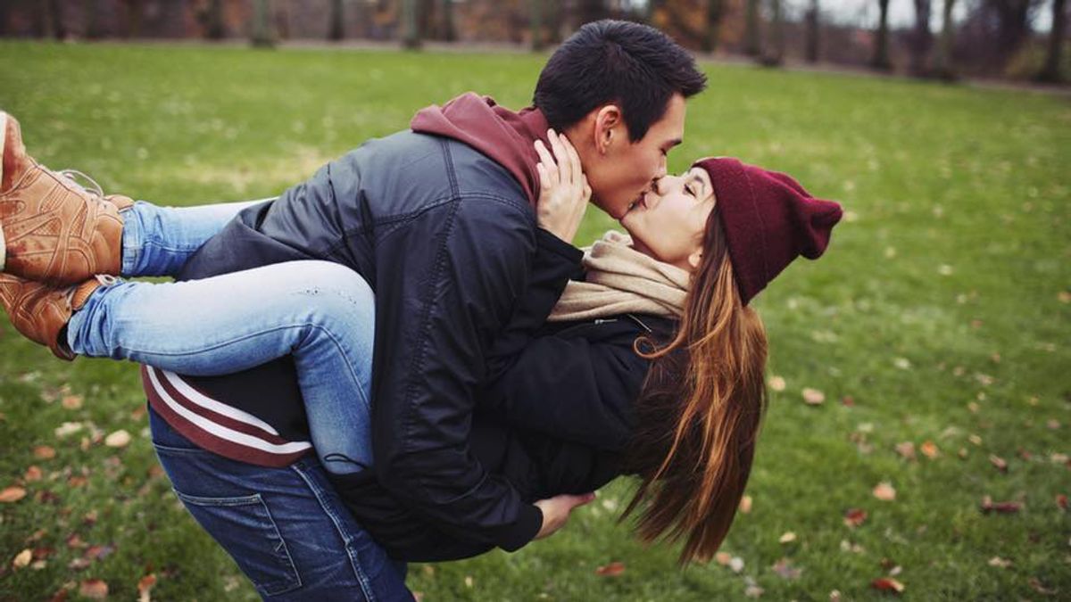11 Tips To Help You Meet A Guy That Don't Involve Tinder