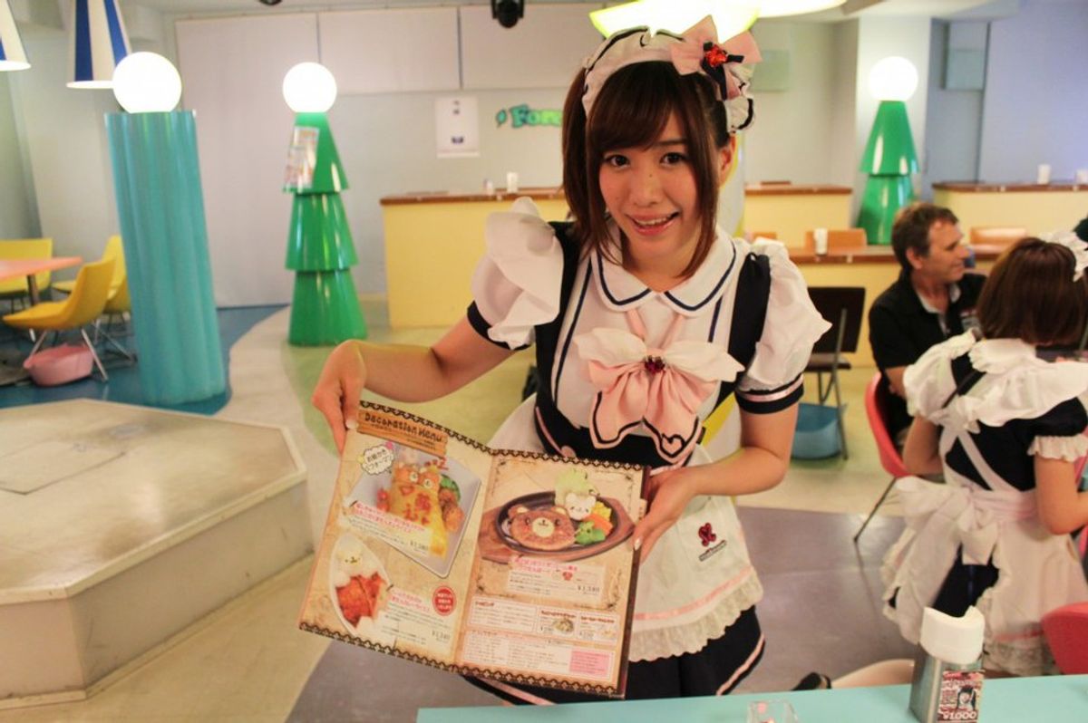 Why Japanese “Maid Cafes” Are So Important (And Awesome!)