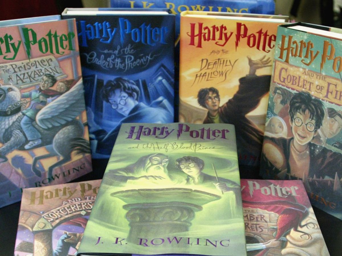 7 Reasons You Should Read Harry Potter