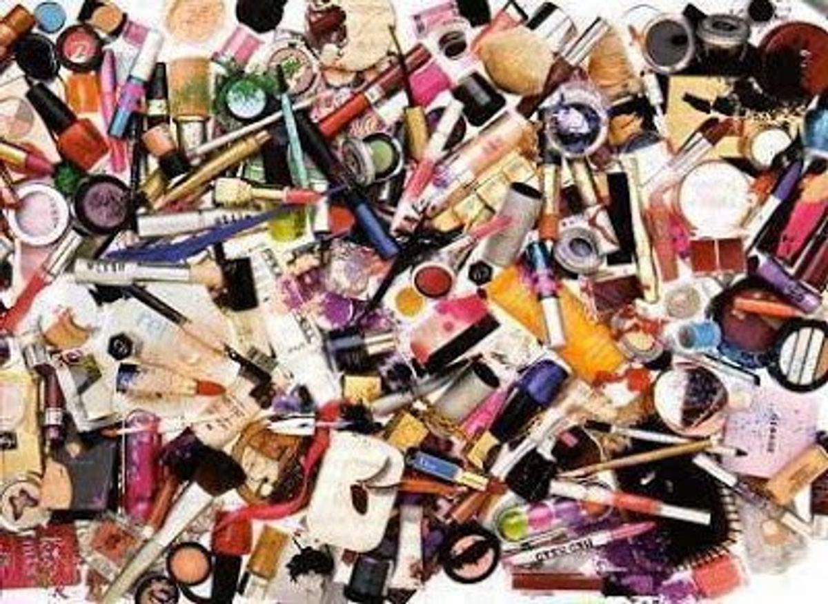 11 Ways To Know You're Addicted To Makeup