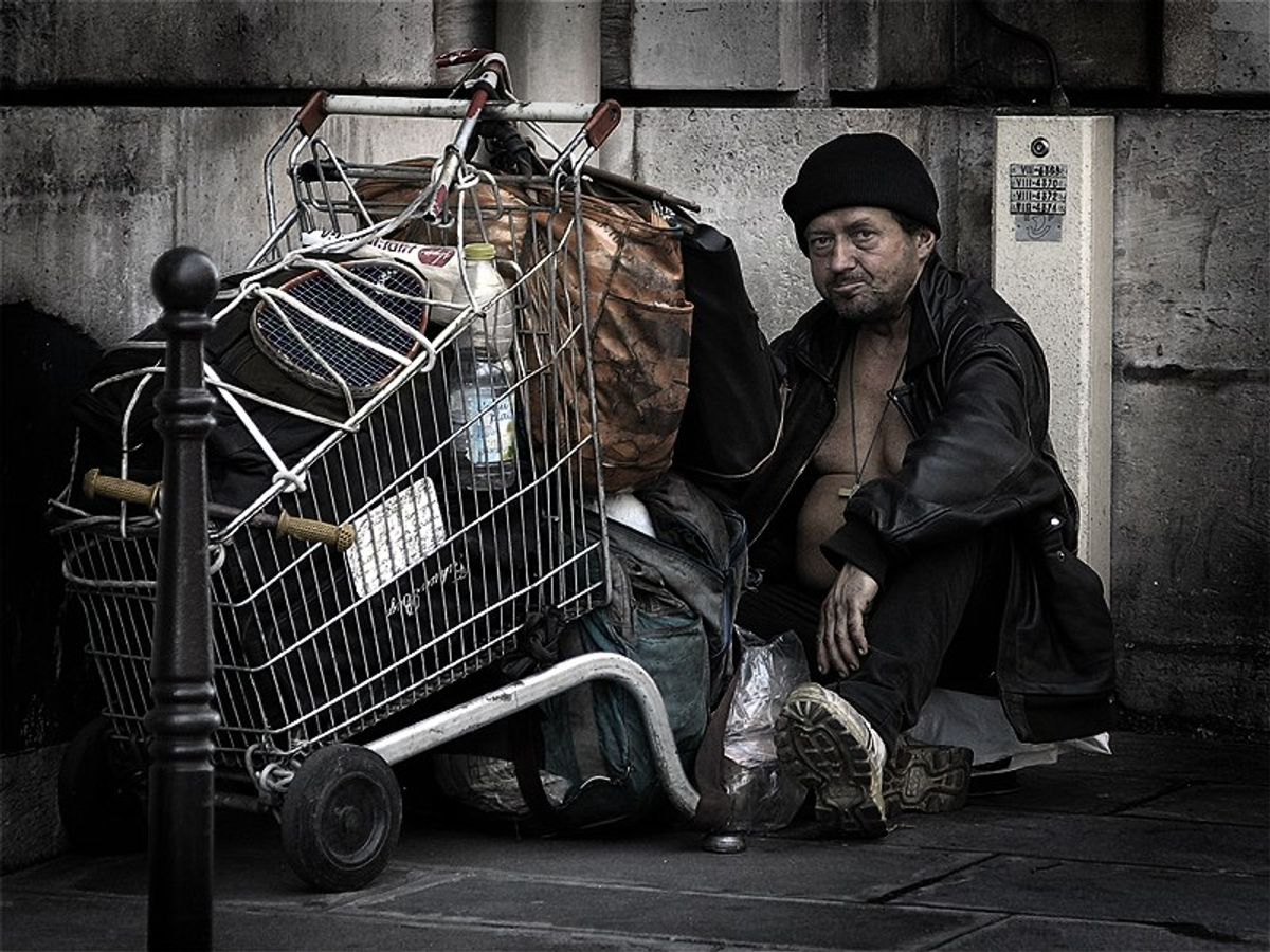 8 Items Under 10 That The Homeless Really Need