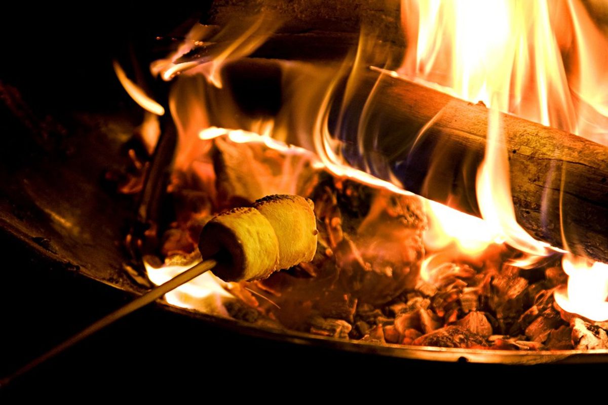 5 Reasons You Should Have A Bonfire This Summer