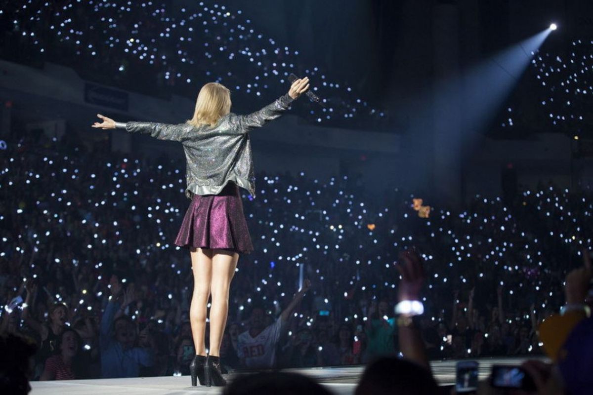 12 Signs You're A Concert Addict