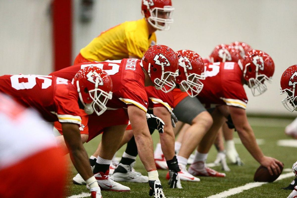 Chiefs Counting On Offensive Line To Improve In 2016