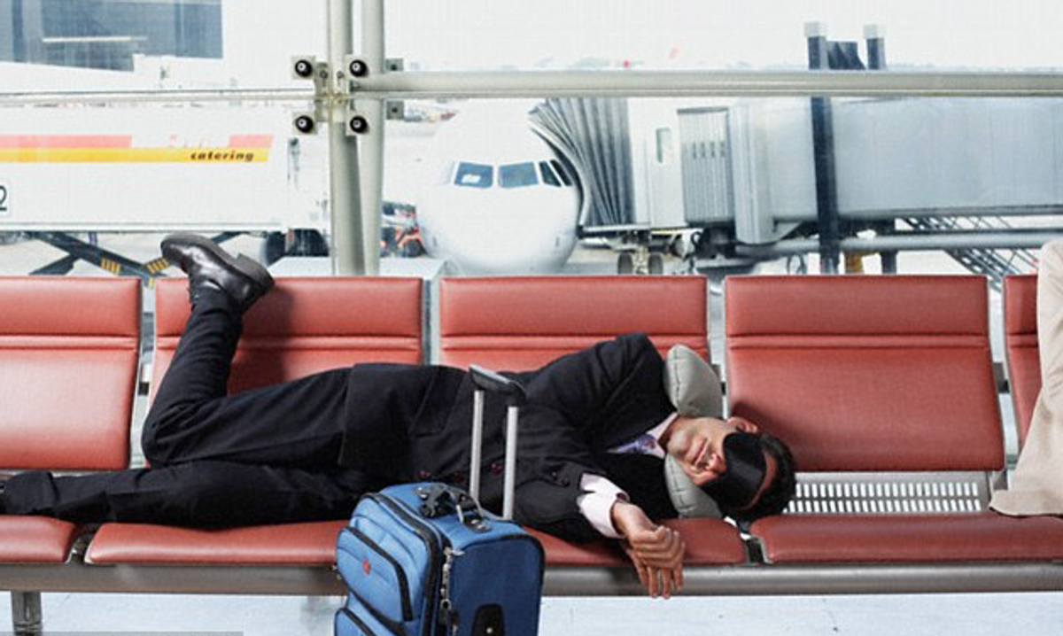 4 Tips For Conquering Jet Lag: A Traveler's Kryptonite