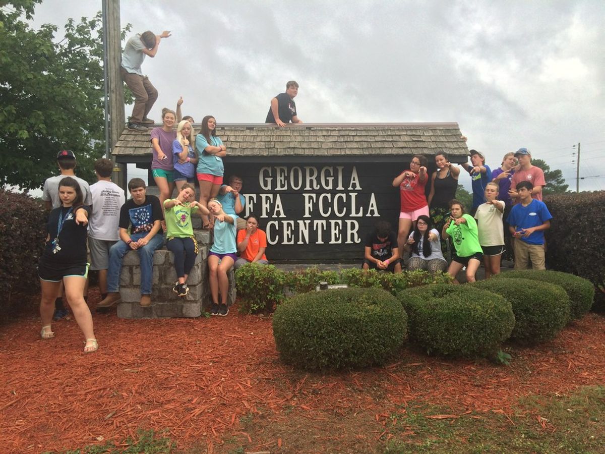 Why Your Child Should Go To Summer Leadership Camp