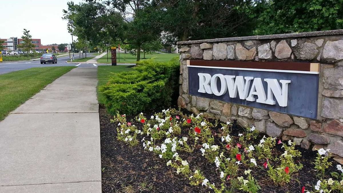 10 Signs You Go To Rowan University
