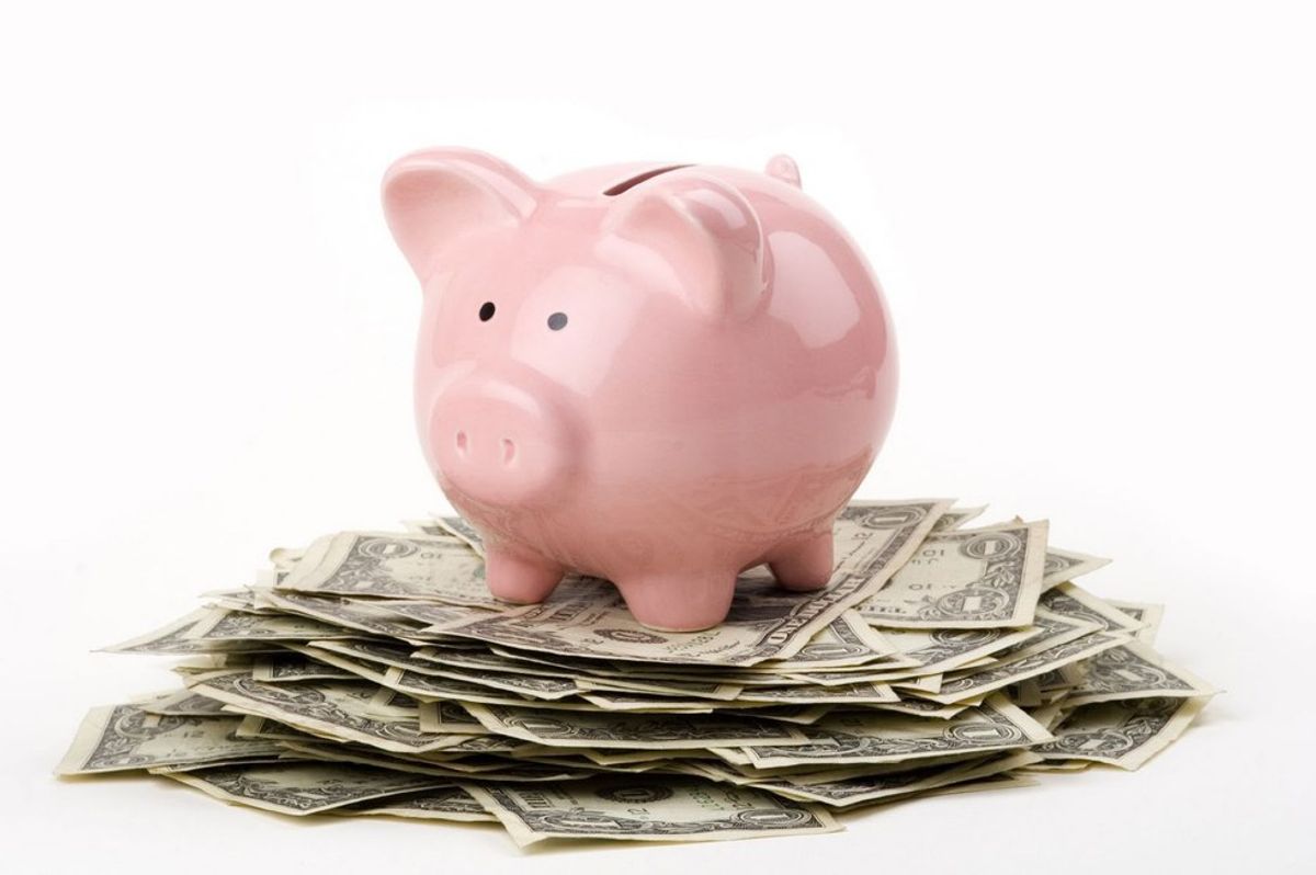 11 Realistic Tips For Saving Money