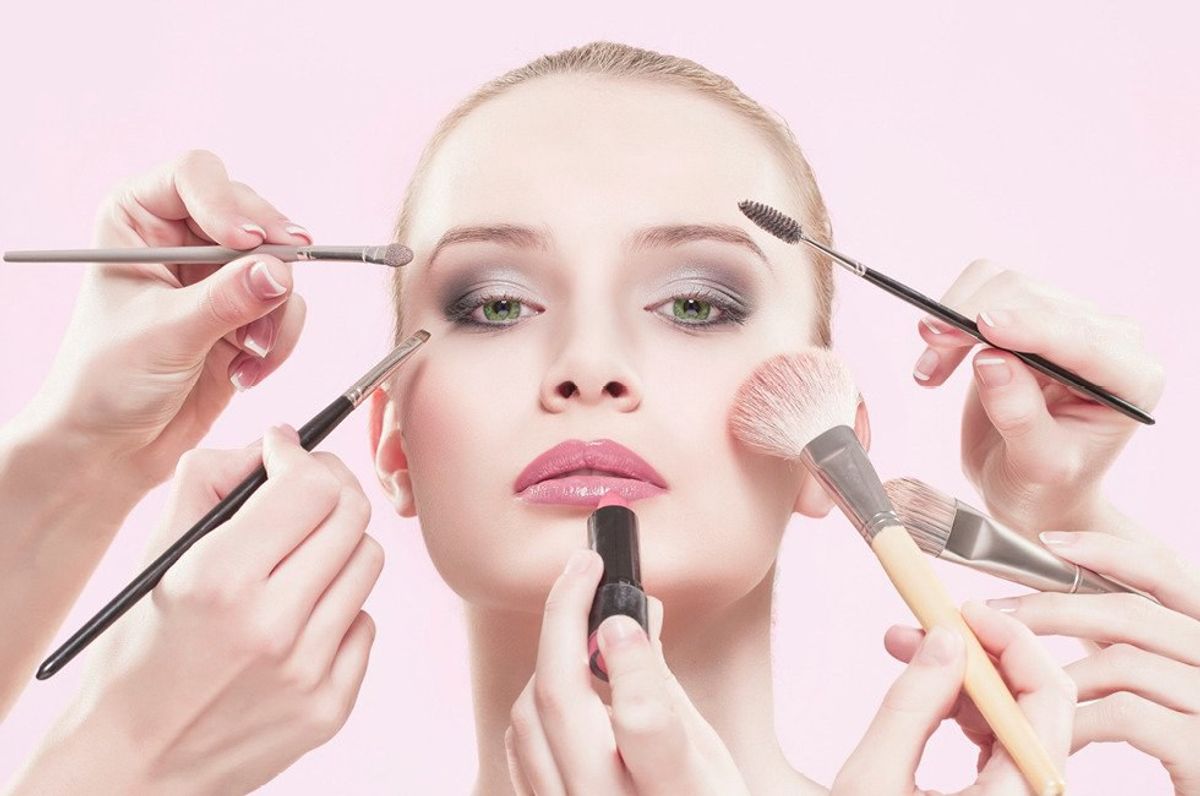 8 Things Girls Who Wear Makeup Hate Hearing