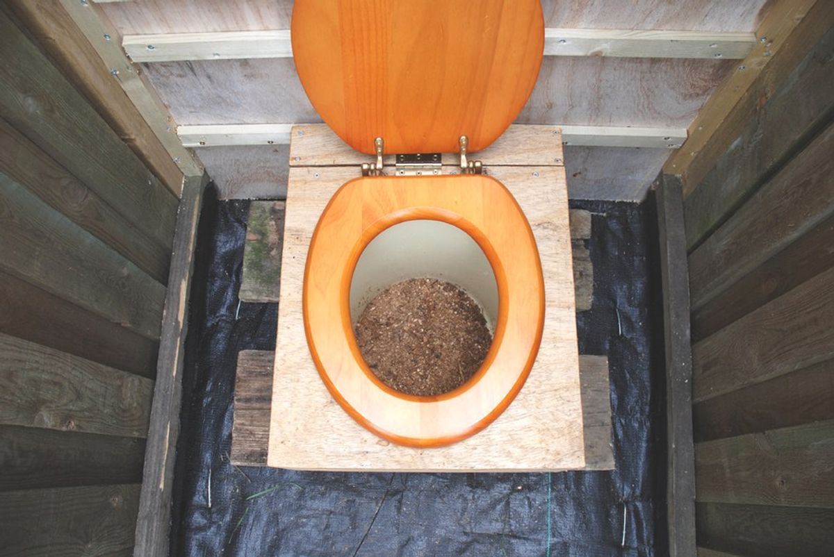 8 Reasons Why Composting Toilets Are The Bomb.com