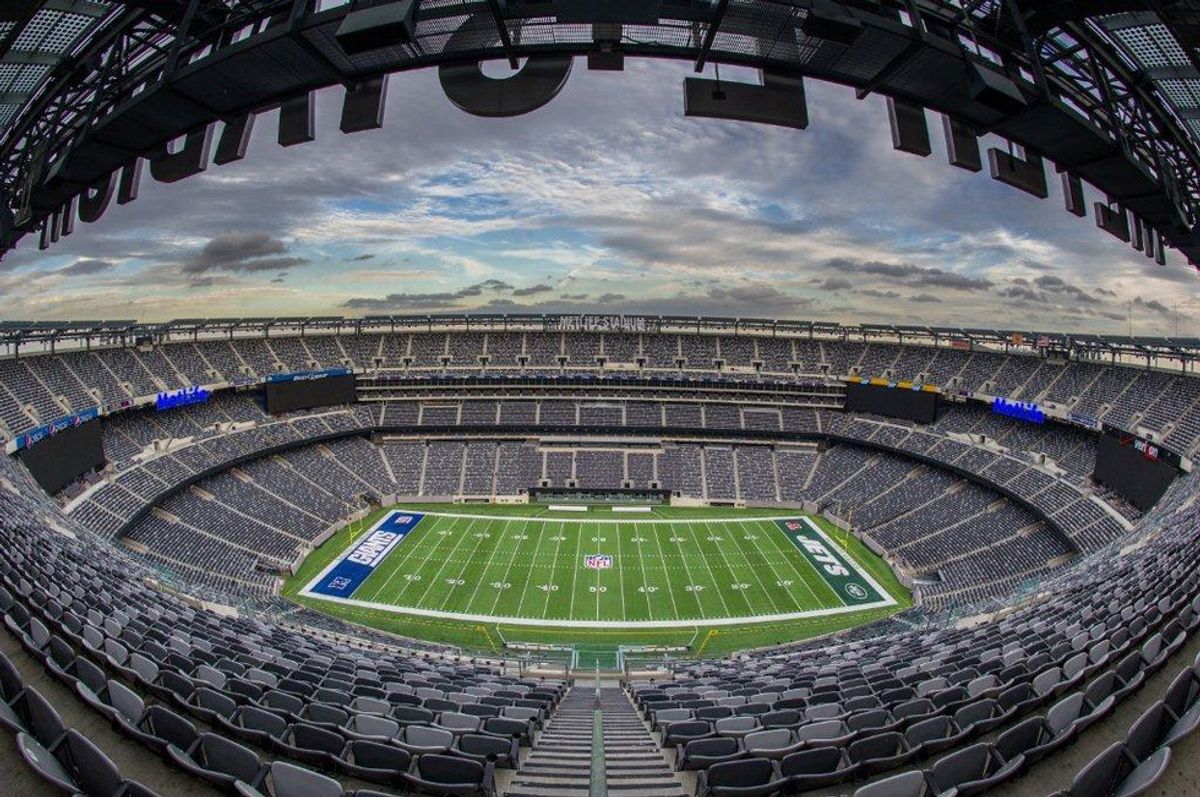 The Fan Experience: MetLife Stadium Meeting Modern Expectations