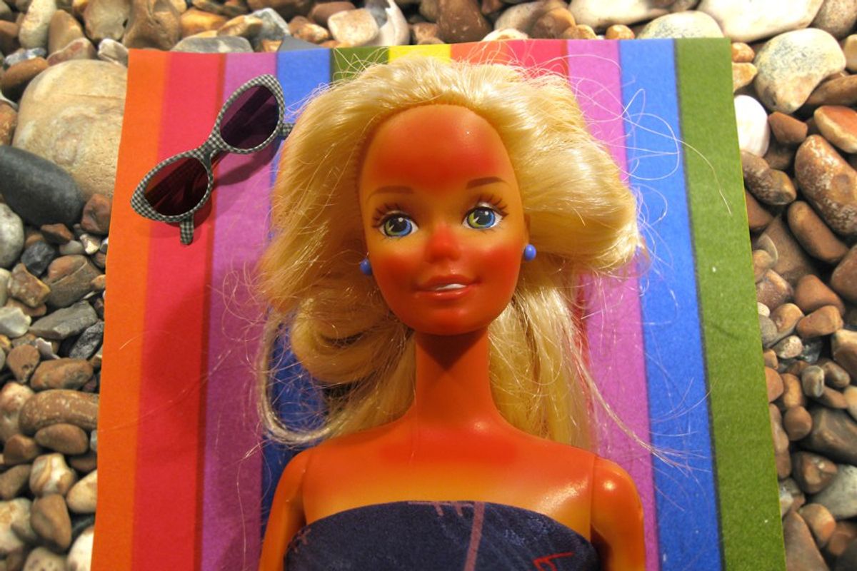 10 Struggles That Are Too Real For Pale Girls