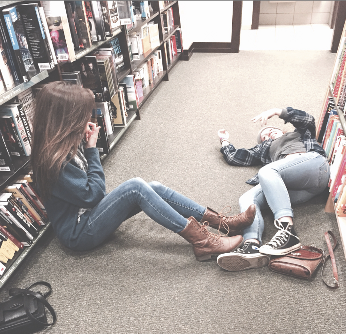 11 Things Every College Student Should Be Doing