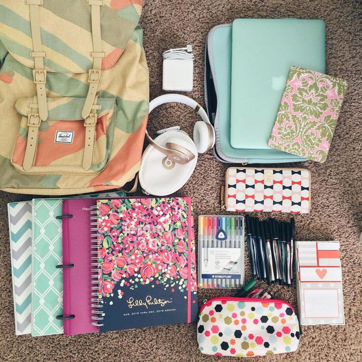 7 Signs You’re A Stationery Addict