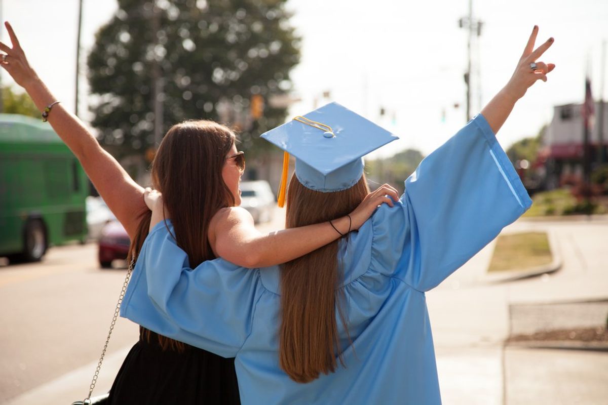 11 Thoughts Had When Running Into High School Classmates After Graduation