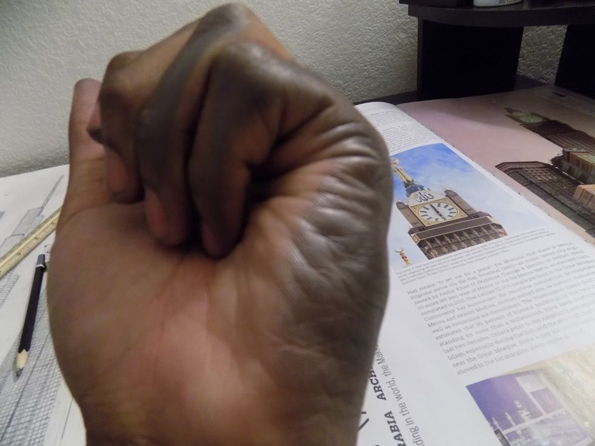 11 Things That Prove the World is Not Made for Left Handed People