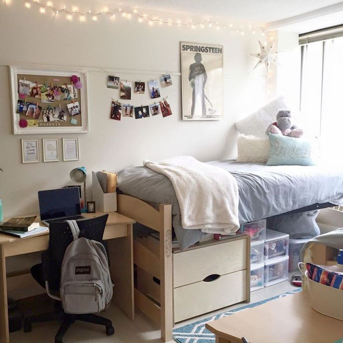 5 Essentials for Your College Dorm Room