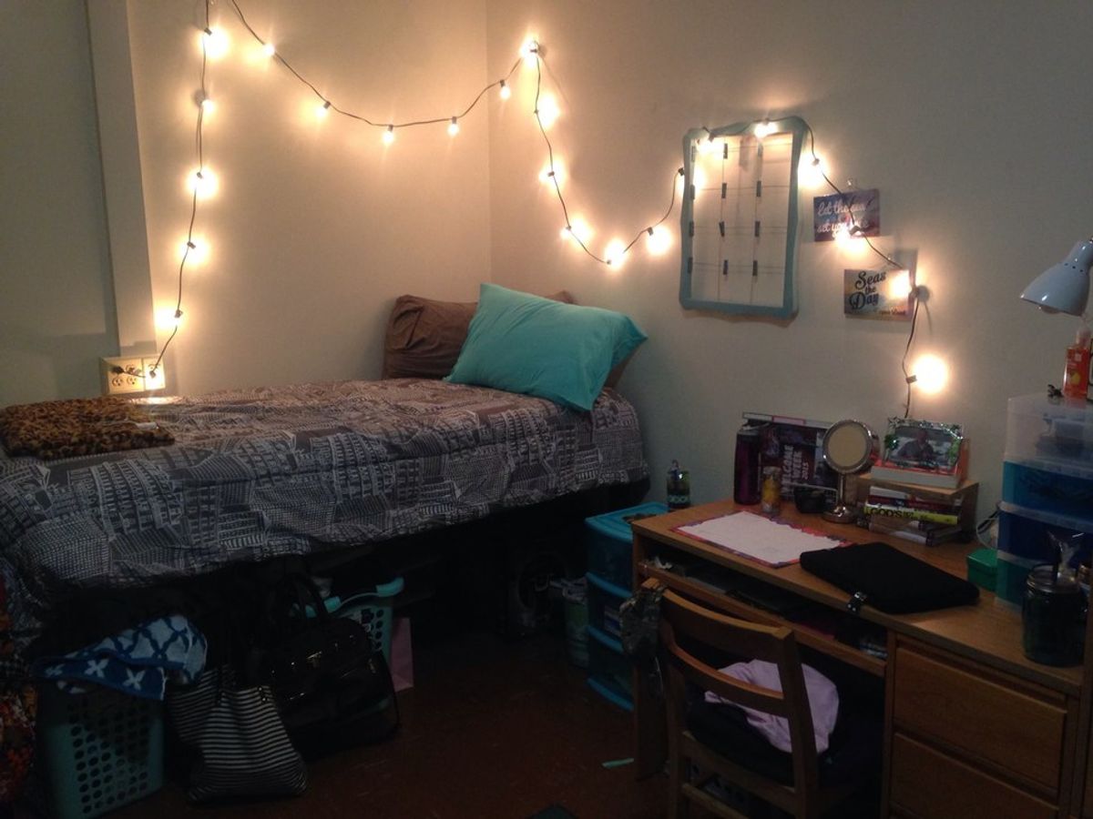 10 Things You Should Leave At Home When Going To College