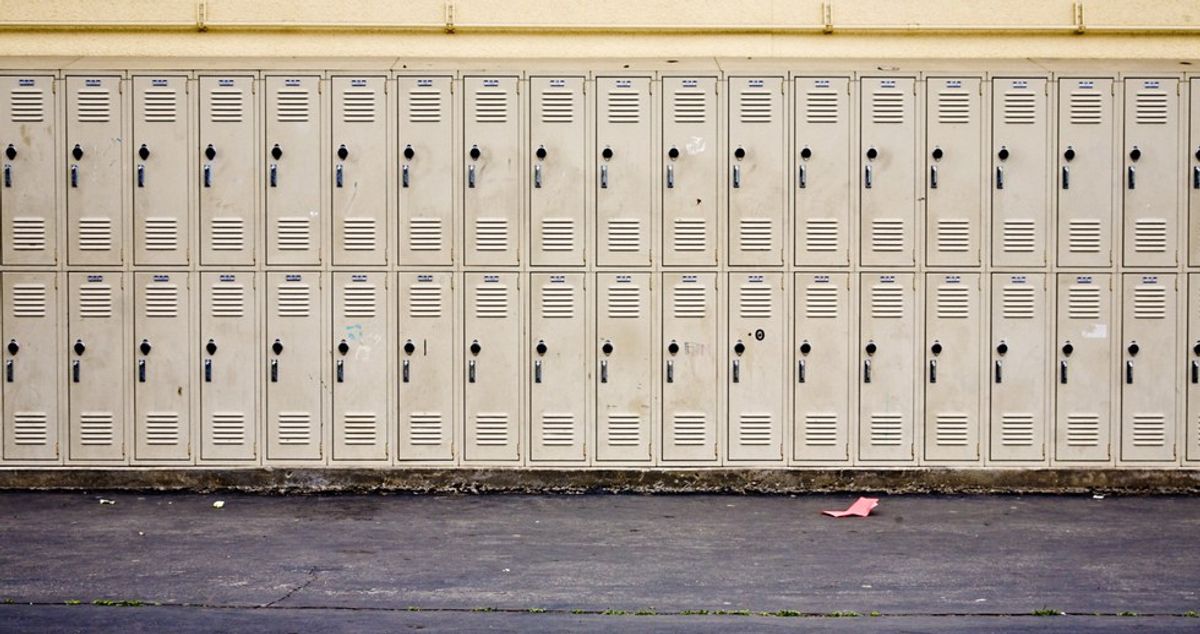 10 Things Millennials Cared About In Middle School