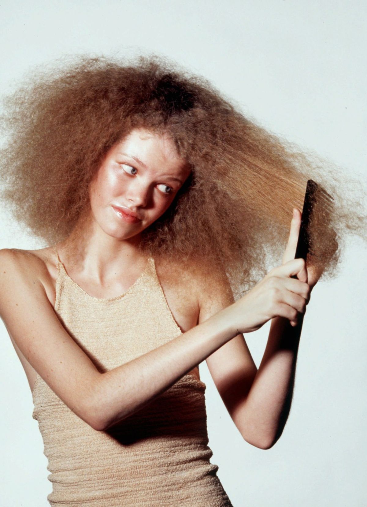 12 Humidity Hair Fixes For Curly Hair