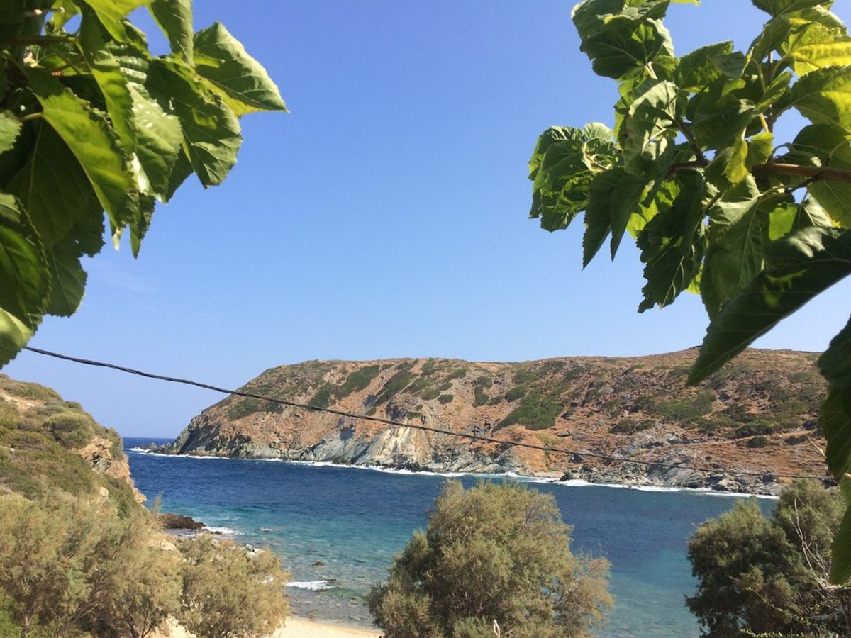I Lived Greek For Two Weeks, And This Is What I Learned