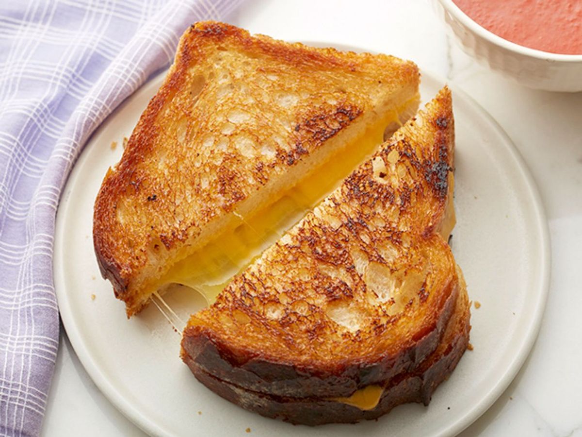 11 Photos of Grilled Cheese To Remind You That Life Is Meaningful