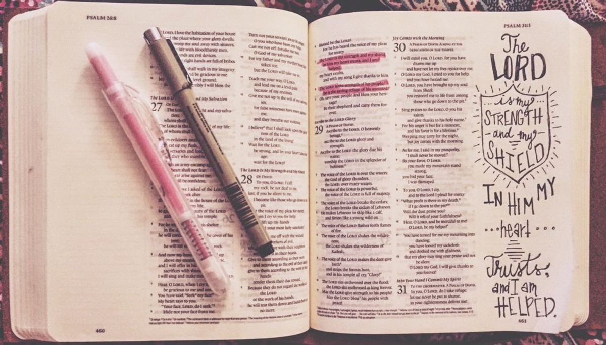 15 Encouraging Bible Verses To Get You Through Your Freshman Year