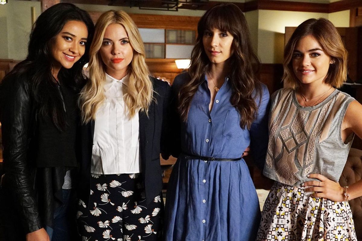 18 Thoughs I Had While Binging 'Pretty Little Liars'