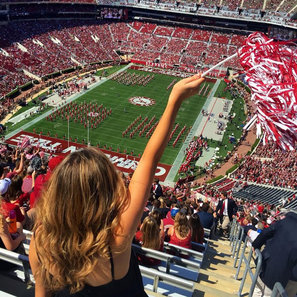10 Outfit Essentials You Will Always See At An Alabama Tailgate