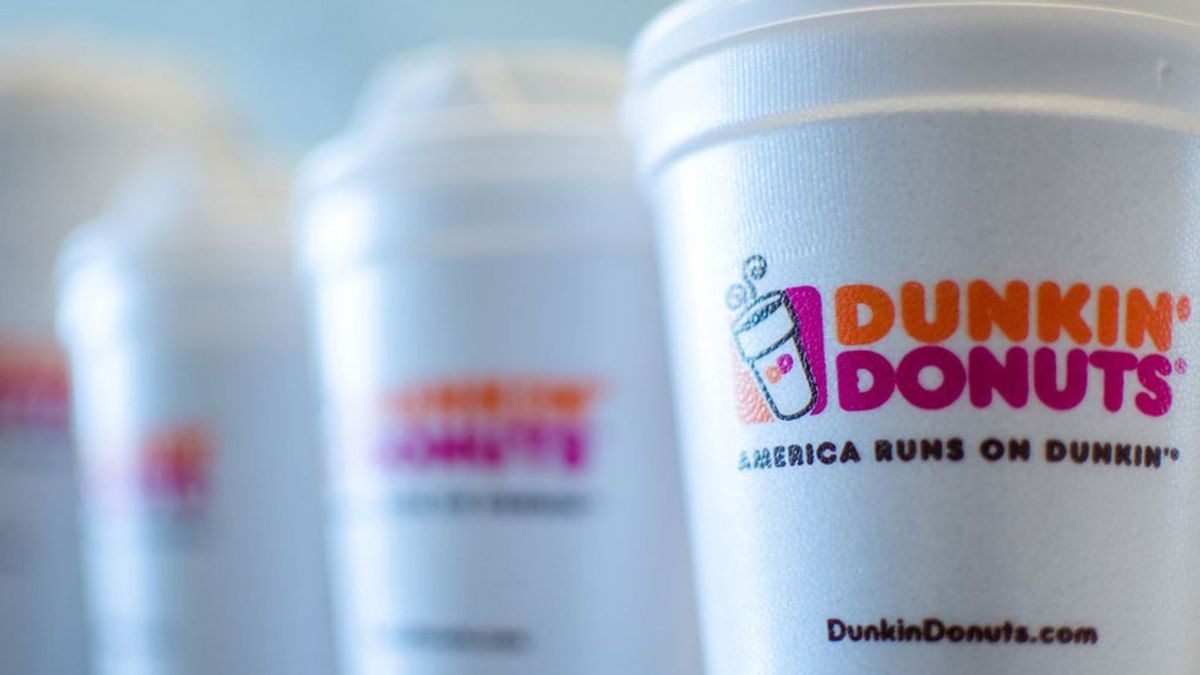 The 10 Stages Of Being Deprived From Dunkin'