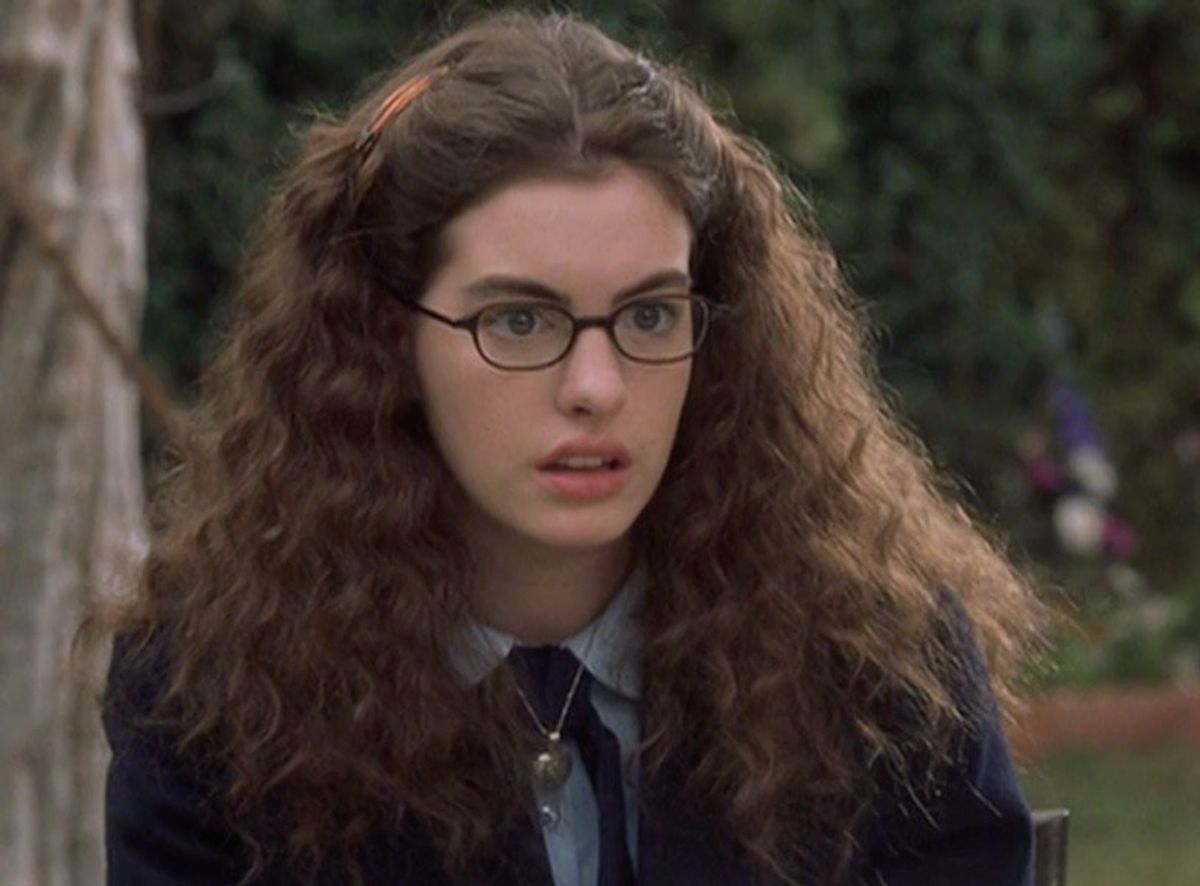 11 Struggles Girls With Curls Can Understand